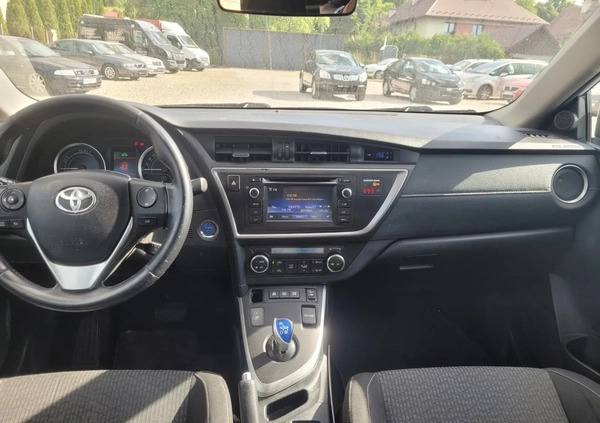 Toyota Auris cena 36900 przebieg: 371000, rok produkcji 2015 z Maków Podhalański małe 154